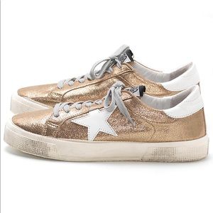 Golden Goose Deluxe Brand MAY Sneakers sz 37 in Gold Crack & White Star- rare!